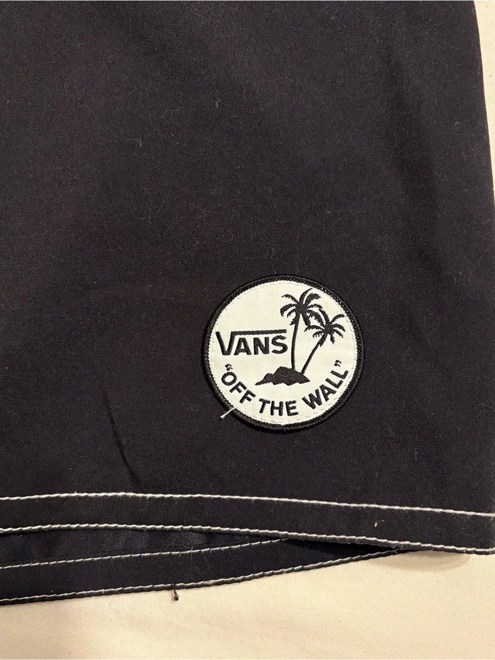 Vans "Off The Wall" Board Shorts size 34- 2012 - Picture 5 of 12